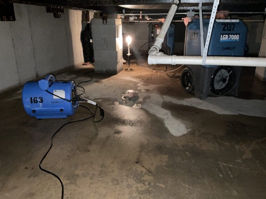 Camelot Emergency Water Removal - Camelot Emergency Water Removal property restoration